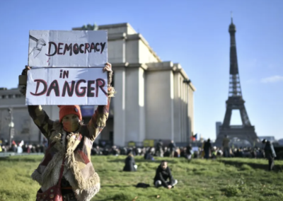 Quelle démocratie ? (1 / 3) : « La démocratie française est-elle en crise ?  »